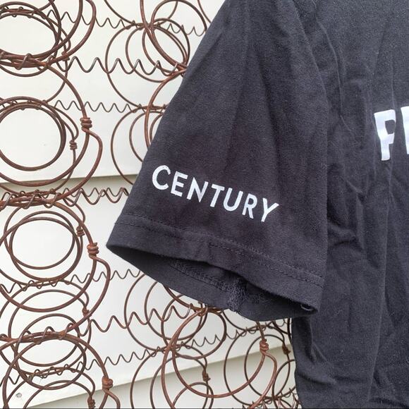 Peloton Century 100 black short sleeve T-shirt SMALL - Picture 2 of 5